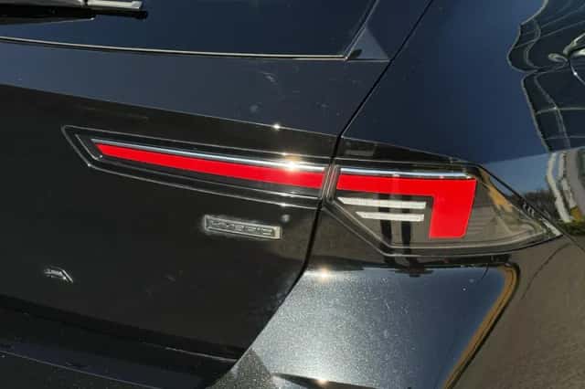 Opel Astra (2022) thumbnail 8