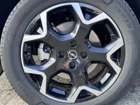 Opel Mokka-e (2023) thumbnail 18