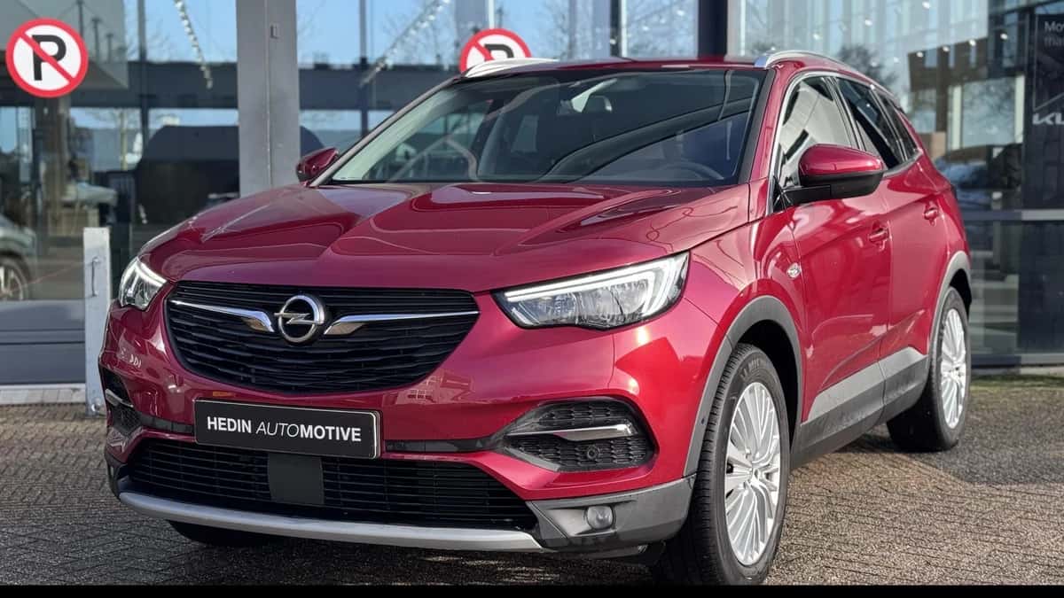 Opel Grandland X (2019) — foto 1