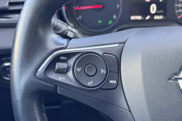 Opel Grandland X (2019) thumbnail 16