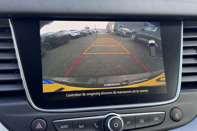 Opel Grandland X (2019) thumbnail 8