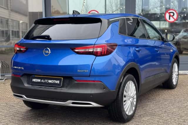 Opel Grandland X (2020) thumbnail 2