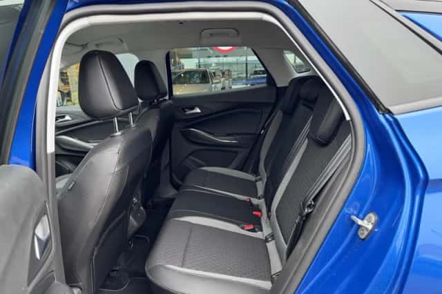 Opel Grandland X (2020) thumbnail 23