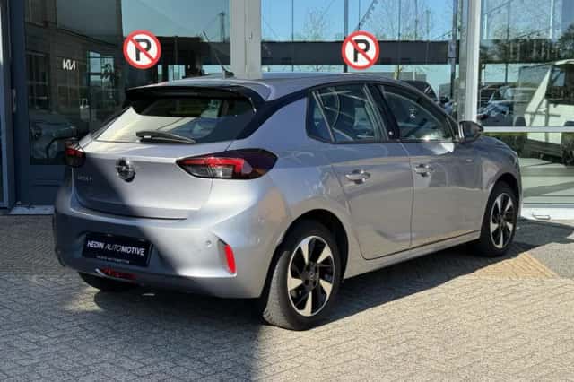 Opel Corsa (2021) thumbnail 2
