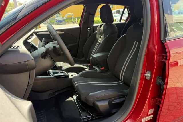 Opel Corsa (2025) thumbnail 5