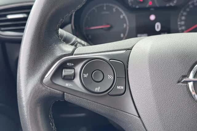 Opel Crossland (2022) thumbnail 12