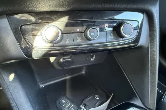 Opel Corsa-e (2021) thumbnail 13