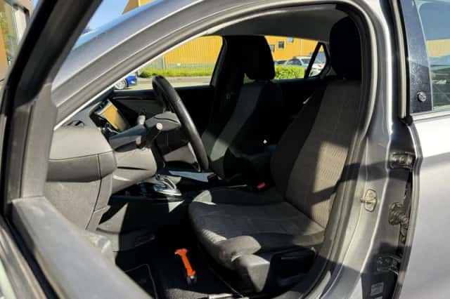 Opel Corsa-e (2021) thumbnail 6