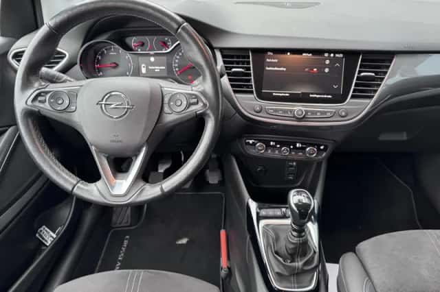 Opel Crossland (2022) thumbnail 3