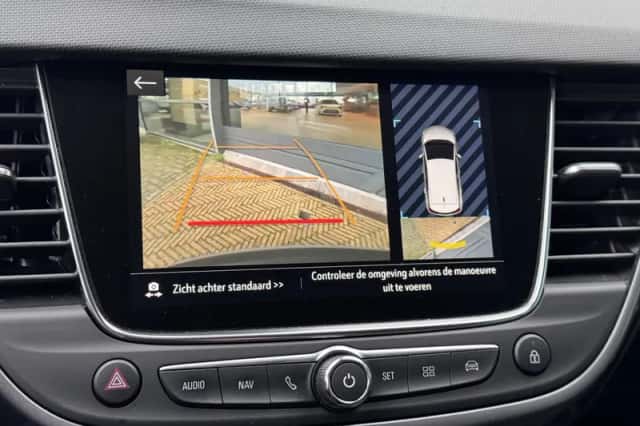 Opel Crossland (2022) thumbnail 9