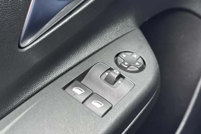 Opel Corsa (2022) thumbnail 15