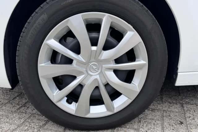 Opel Corsa-e (2025) thumbnail 5
