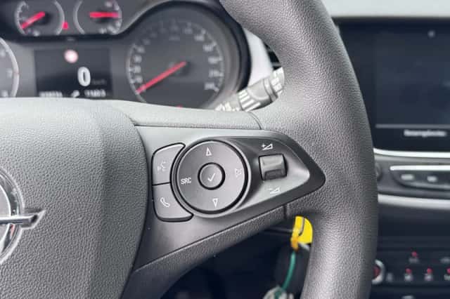Opel Crossland X (2019) thumbnail 11