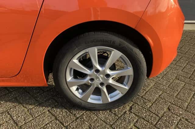 Opel Corsa (2022) thumbnail 3