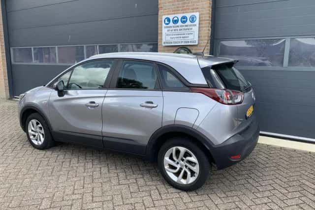 Opel Crossland X (2020) thumbnail 4