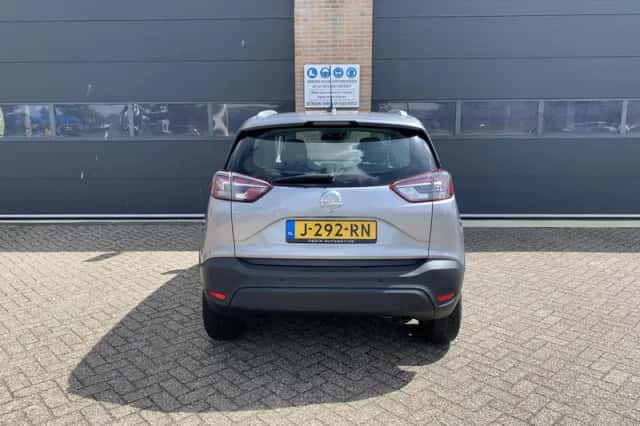 Opel Crossland X (2020) thumbnail 6