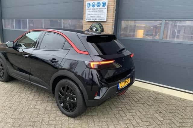 Opel Mokka-e (2024) thumbnail 4
