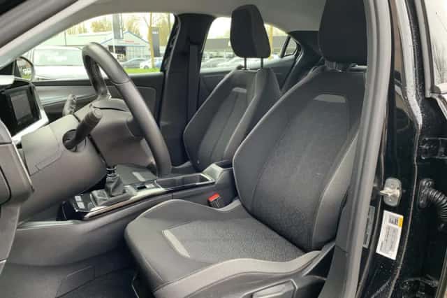 Opel Mokka (2021) thumbnail 8