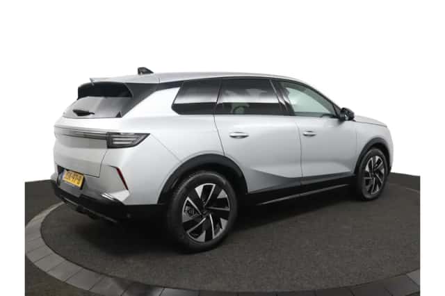 Opel Grandland (2025) thumbnail 2