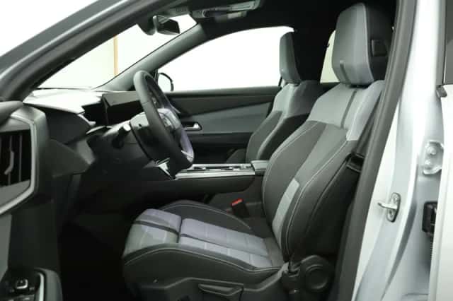 Opel Grandland (2025) thumbnail 13