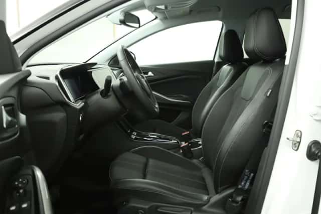 Opel Grandland (2024) thumbnail 16