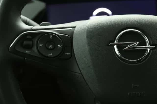 Opel Grandland (2024) thumbnail 18
