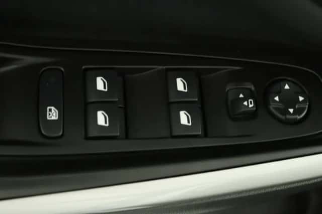 Opel Grandland (2024) thumbnail 25
