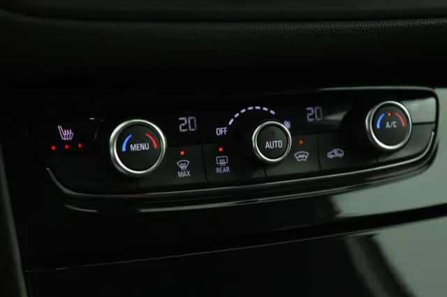 Opel Grandland (2024) thumbnail 8