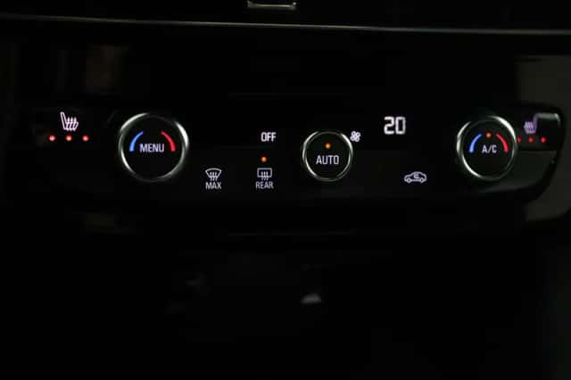 Opel Mokka (2023) thumbnail 6
