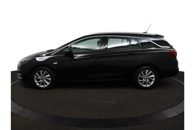 Opel Astra (2021) thumbnail 3