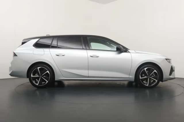 Opel Astra (2024) thumbnail 4