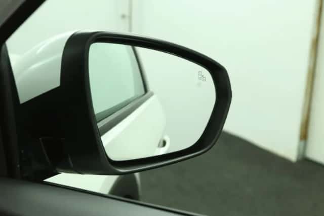 Opel Grandland X (2019) thumbnail 38