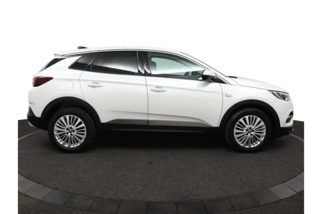 Opel Grandland X (2019) thumbnail 10