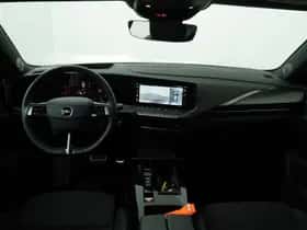 Opel Astra (2024) thumbnail 2