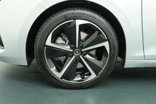 Opel Astra (2024) thumbnail 14