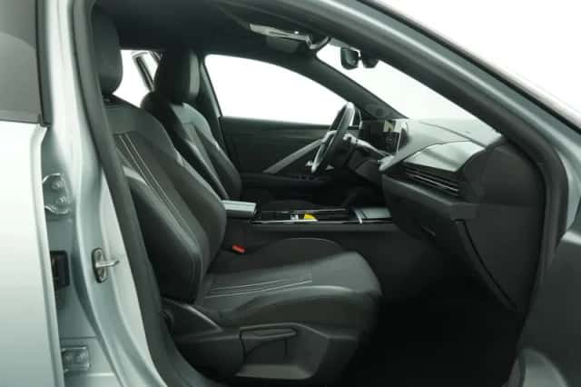 Opel Astra (2024) thumbnail 17