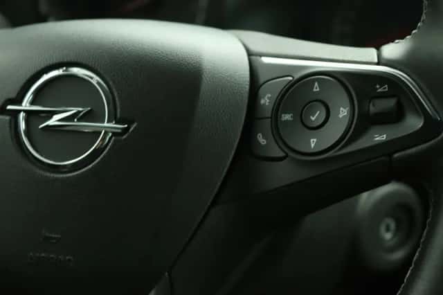 Opel Crossland X (2020) thumbnail 16