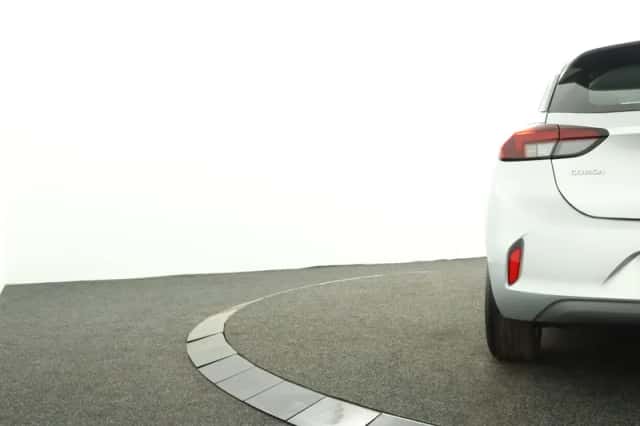 Opel Corsa (2022) thumbnail 32