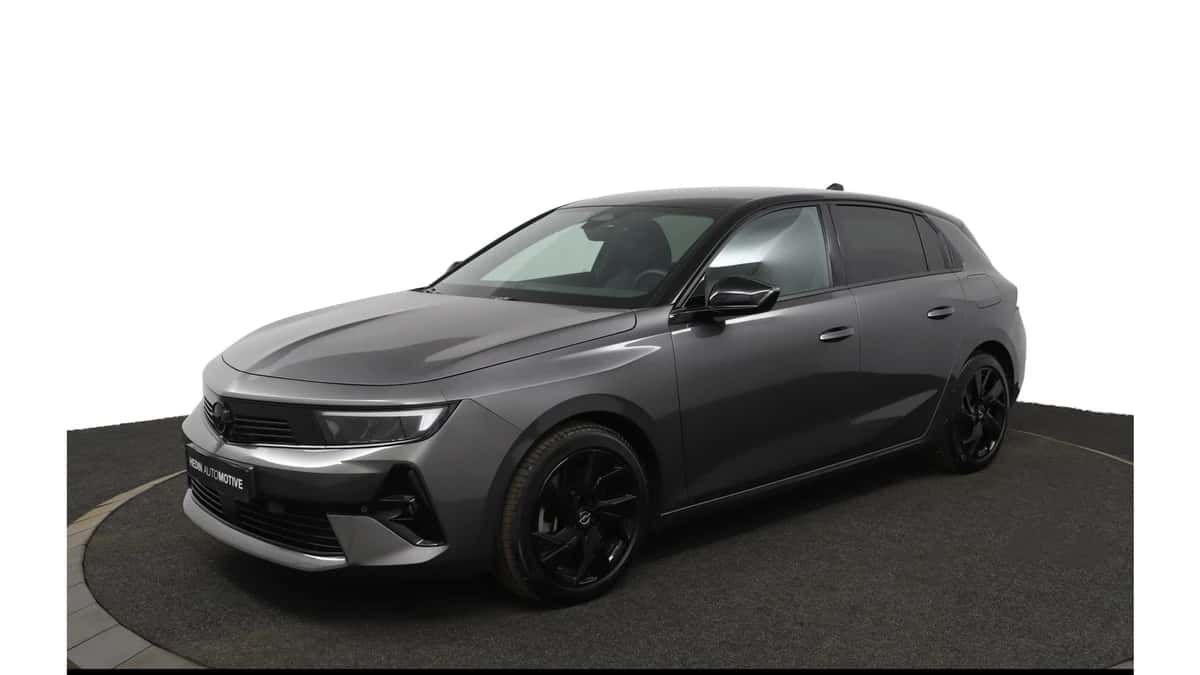 Opel Astra (2023) — foto 1