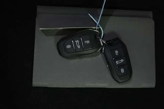 Opel Astra (2023) thumbnail 11