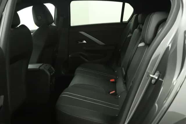 Opel Astra (2023) thumbnail 17