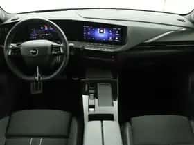 Opel Astra (2023) thumbnail 3