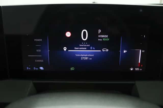 Opel Astra (2023) thumbnail 4
