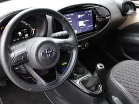 Toyota Aygo (2024) thumbnail 3