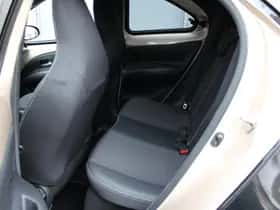Toyota Aygo (2024) thumbnail 25