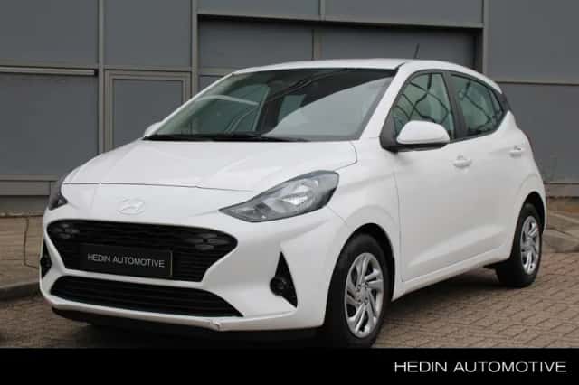 Hyundai i10 (2024) thumbnail 1