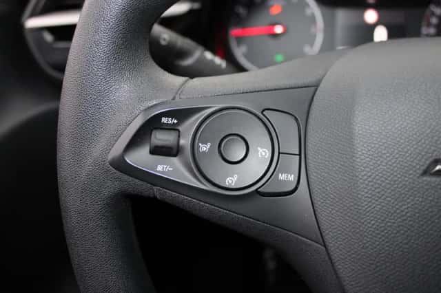 Opel Corsa (2022) thumbnail 17