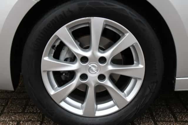Opel Corsa (2022) thumbnail 5