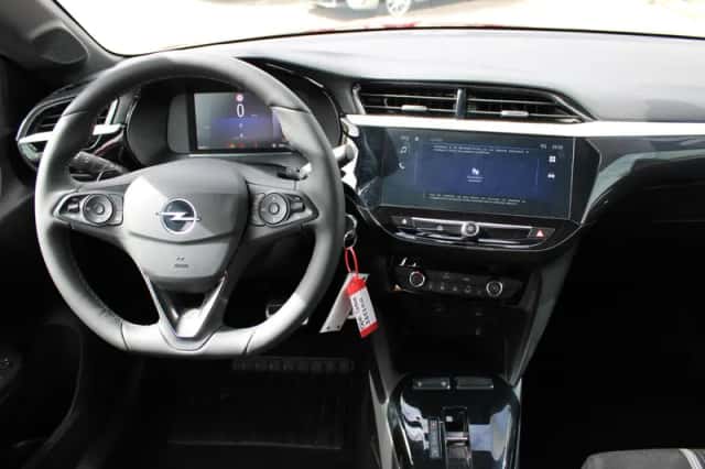 Opel Corsa (2025) thumbnail 3