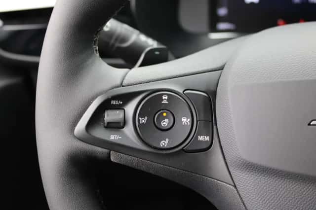 Opel Corsa (2025) thumbnail 13